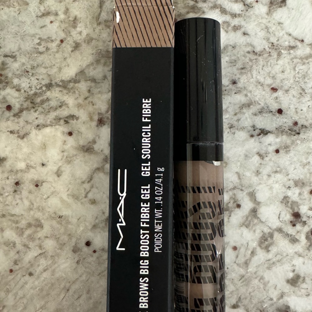 MAC Eye Brows Gel new